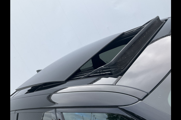 Land Rover Range Rover Velar 2.0 I4 Turbo AWD R-Dynamic Pano HUD Meridian Leer Stuur/Stoelverw Memory VOL! Land Rover Range Rover Velar 2.0 I4 Turbo AWD R-Dynamic Pano HUD Meridian Leer Stuur/Stoelverw Memory VOL!