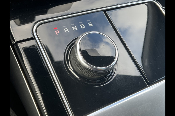 Land Rover Range Rover Velar 2.0 I4 Turbo AWD R-Dynamic Pano HUD Meridian Leer Stuur/Stoelverw Memory VOL! Land Rover Range Rover Velar 2.0 I4 Turbo AWD R-Dynamic Pano HUD Meridian Leer Stuur/Stoelverw Memory VOL!