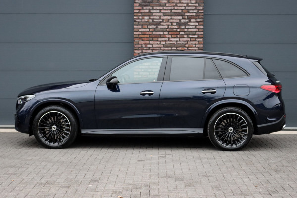 Mercedes-Benz GLC 400e 4MATIC AMG Line | Airmatic | Achterasbesturing | Distronic+ | Memory | Trekhaak | Digital Light | Surround Camera | Verwarmd Stuurwiel | Nightpakket |