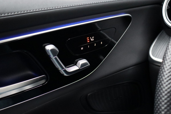 Mercedes-Benz GLC 400e 4MATIC AMG Line | Airmatic | Achterasbesturing | Distronic+ | Memory | Trekhaak | Digital Light | Surround Camera | Verwarmd Stuurwiel | Nightpakket |