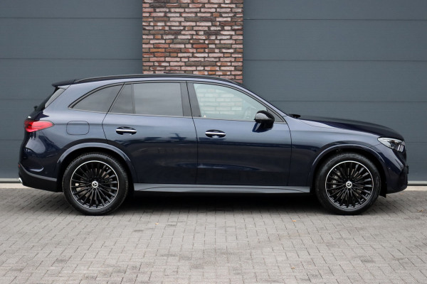 Mercedes-Benz GLC 400e 4MATIC AMG Line | Airmatic | Achterasbesturing | Distronic+ | Memory | Trekhaak | Digital Light | Surround Camera | Verwarmd Stuurwiel | Nightpakket |