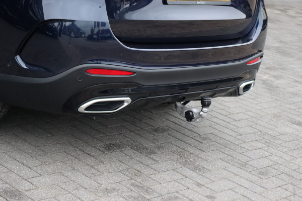 Mercedes-Benz GLC 400e 4MATIC AMG Line | Airmatic | Achterasbesturing | Distronic+ | Memory | Trekhaak | Digital Light | Surround Camera | Verwarmd Stuurwiel | Nightpakket |