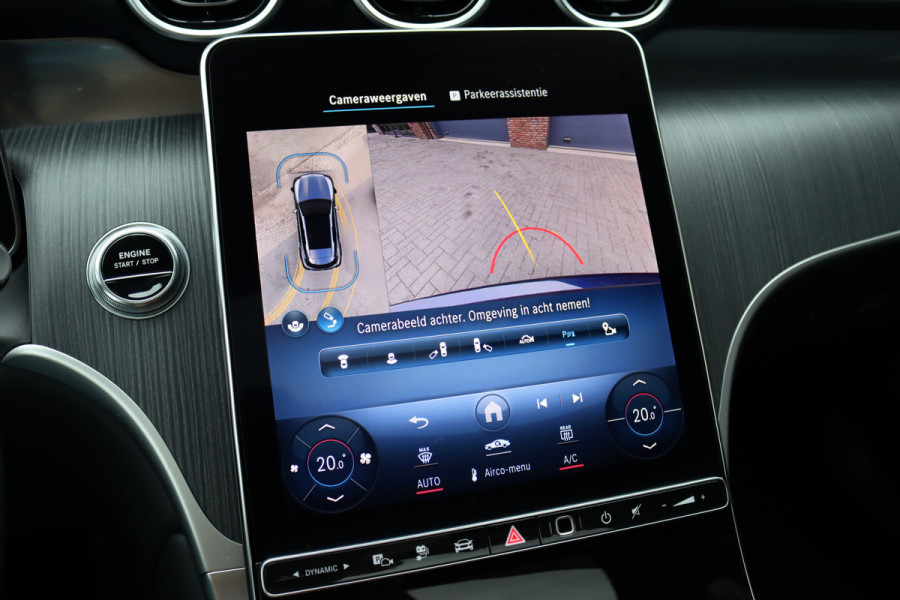 Mercedes-Benz GLC 400e 4MATIC AMG Line | Airmatic | Achterasbesturing | Distronic+ | Memory | Trekhaak | Digital Light | Surround Camera | Verwarmd Stuurwiel | Nightpakket |