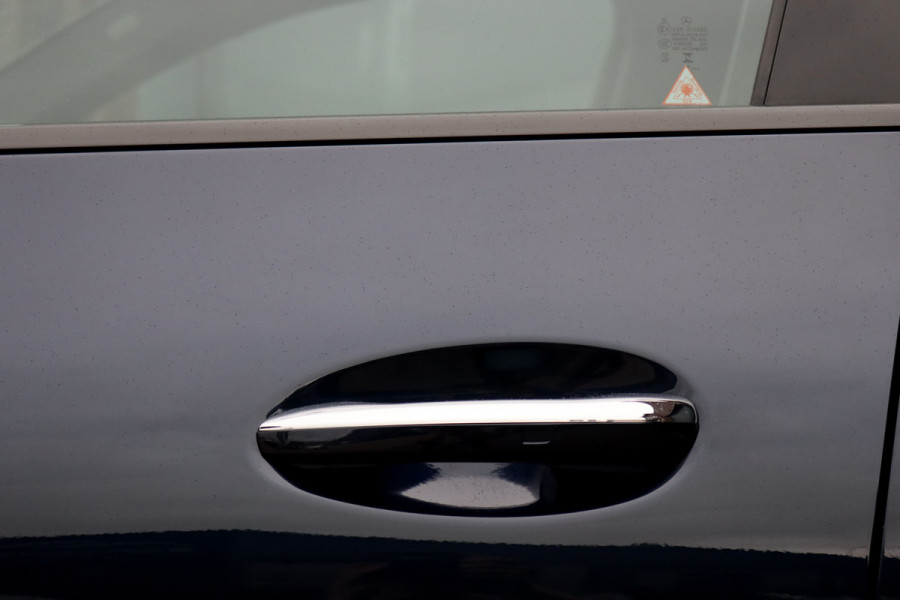 Mercedes-Benz GLC 400e 4MATIC AMG Line | Airmatic | Achterasbesturing | Distronic+ | Memory | Trekhaak | Digital Light | Surround Camera | Verwarmd Stuurwiel | Nightpakket |