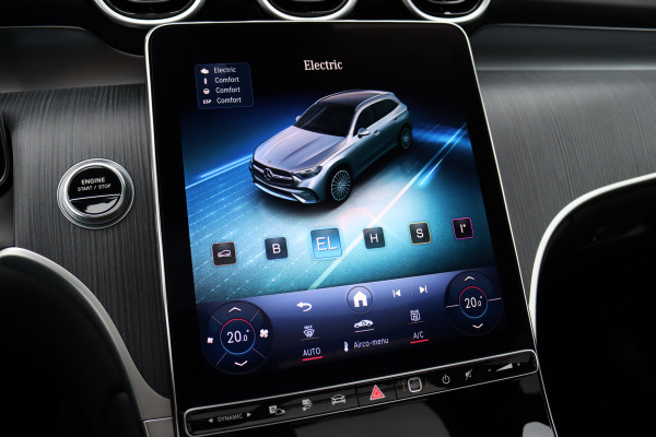 Mercedes-Benz GLC 400e 4MATIC AMG Line | Airmatic | Achterasbesturing | Distronic+ | Memory | Trekhaak | Digital Light | Surround Camera | Verwarmd Stuurwiel | Nightpakket |