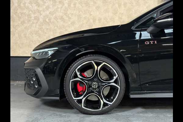 Volkswagen Golf 2.0 TSI GTI 8.5 Facelift | HUD | Harman/Kardon | Camera | Pano