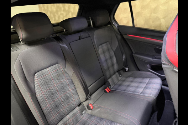 Volkswagen Golf 2.0 TSI GTI 8.5 Facelift | HUD | Harman/Kardon | Camera | Pano