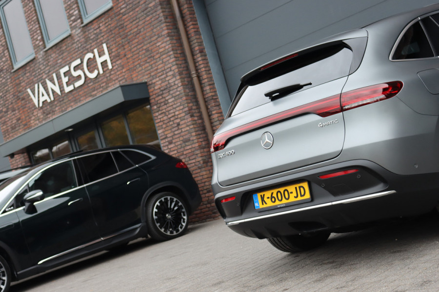 Mercedes-Benz EQC 400 4MATIC AMG Line Premium+ 80 kWh | Distronic+ | Schuifdak | Memory | Burmester | Trekhaak | Multibeam LED | Leder | Surround Camera | Keyless Go | Mercedes-Benz EQC 400 4MATIC AMG Line Premium+ 80 kWh | Distronic+ | Schuifdak | Memory | Burmester | Trekhaak | Multibeam LED | Leder | Surround Camera | Keyless Go |