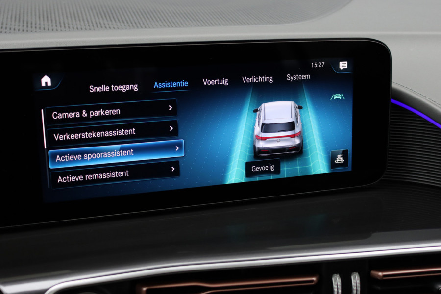 Mercedes-Benz EQC 400 4MATIC AMG Line Premium+ 80 kWh | Distronic+ | Schuifdak | Memory | Burmester | Trekhaak | Multibeam LED | Leder | Surround Camera | Keyless Go | Mercedes-Benz EQC 400 4MATIC AMG Line Premium+ 80 kWh | Distronic+ | Schuifdak | Memory | Burmester | Trekhaak | Multibeam LED | Leder | Surround Camera | Keyless Go |