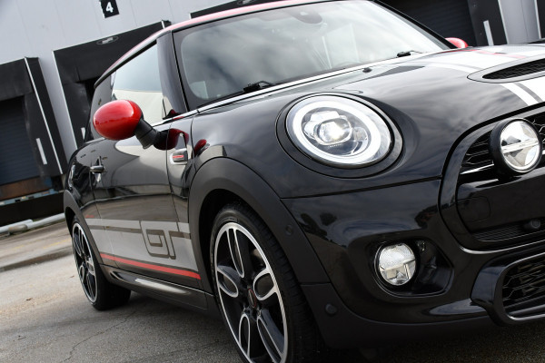 MINI Mini 2.0 Cooper S GT Limited Edition JCW Full Options, Adaptieve Cruise, PANO, H/K, HUD, Clima, Carplay, Stoelverwarming, LED, Uniek! MINI Mini 2.0 Cooper S GT Limited Edition JCW Full Options, Adaptieve Cruise, PANO, H/K, HUD, Clima, Carplay, Stoelverwarming, LED, Uniek!