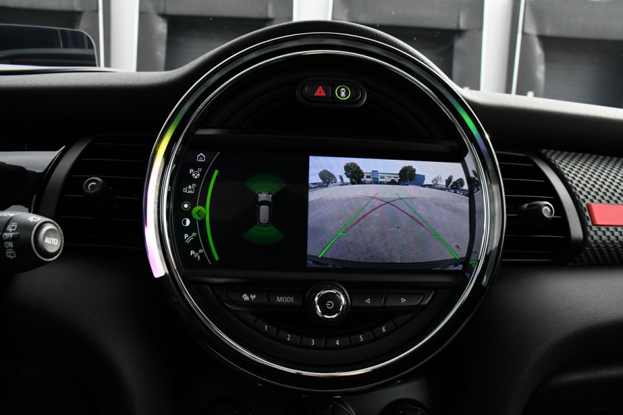 MINI Mini 2.0 Cooper S GT Limited Edition JCW Full Options, Adaptieve Cruise, PANO, H/K, HUD, Clima, Carplay, Stoelverwarming, LED, Uniek! MINI Mini 2.0 Cooper S GT Limited Edition JCW Full Options, Adaptieve Cruise, PANO, H/K, HUD, Clima, Carplay, Stoelverwarming, LED, Uniek!