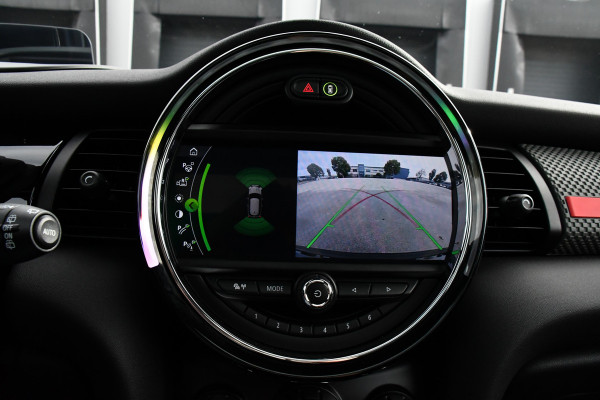 MINI Mini 2.0 Cooper S GT Limited Edition JCW Full Options, Adaptieve Cruise, PANO, H/K, HUD, Clima, Carplay, Stoelverwarming, LED, Uniek! MINI Mini 2.0 Cooper S GT Limited Edition JCW Full Options, Adaptieve Cruise, PANO, H/K, HUD, Clima, Carplay, Stoelverwarming, LED, Uniek!