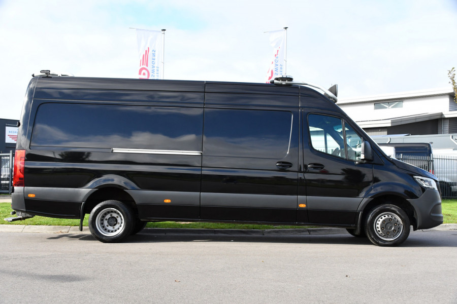 Mercedes-Benz Sprinter 519 3.0 CDI L3H2 PB Edition Camera, Cruise, Carplay, 3500kg Trekhaak, LED, Standkachel, Stoelverwarming, Automaat, Multimedia, Uniek! Mercedes-Benz Sprinter 519 3.0 CDI L3H2 PB Edition Camera, Cruise, Carplay, 3500kg Trekhaak, LED, Standkachel, Stoelverwarming, Automaat, Multimedia, Uniek!