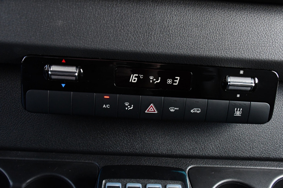 Mercedes-Benz Sprinter 519 3.0 CDI L3H2 PB Edition Camera, Cruise, Carplay, 3500kg Trekhaak, LED, Standkachel, Stoelverwarming, Automaat, Multimedia, Uniek! Mercedes-Benz Sprinter 519 3.0 CDI L3H2 PB Edition Camera, Cruise, Carplay, 3500kg Trekhaak, LED, Standkachel, Stoelverwarming, Automaat, Multimedia, Uniek!