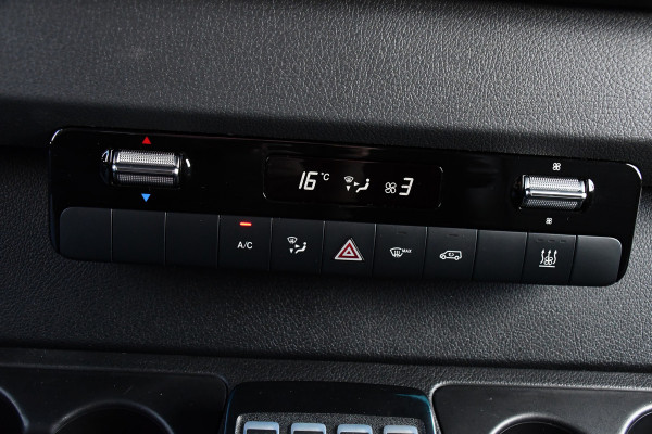 Mercedes-Benz Sprinter 519 3.0 CDI L3H2 PB Edition Camera, Cruise, Carplay, 3500kg Trekhaak, LED, Standkachel, Stoelverwarming, Automaat, Multimedia, Uniek! Mercedes-Benz Sprinter 519 3.0 CDI L3H2 PB Edition Camera, Cruise, Carplay, 3500kg Trekhaak, LED, Standkachel, Stoelverwarming, Automaat, Multimedia, Uniek!