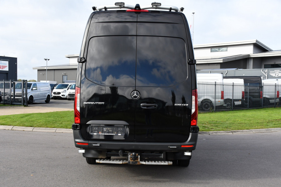 Mercedes-Benz Sprinter 519 3.0 CDI L3H2 PB Edition Camera, Cruise, Carplay, 3500kg Trekhaak, LED, Standkachel, Stoelverwarming, Automaat, Multimedia, Uniek! Mercedes-Benz Sprinter 519 3.0 CDI L3H2 PB Edition Camera, Cruise, Carplay, 3500kg Trekhaak, LED, Standkachel, Stoelverwarming, Automaat, Multimedia, Uniek!