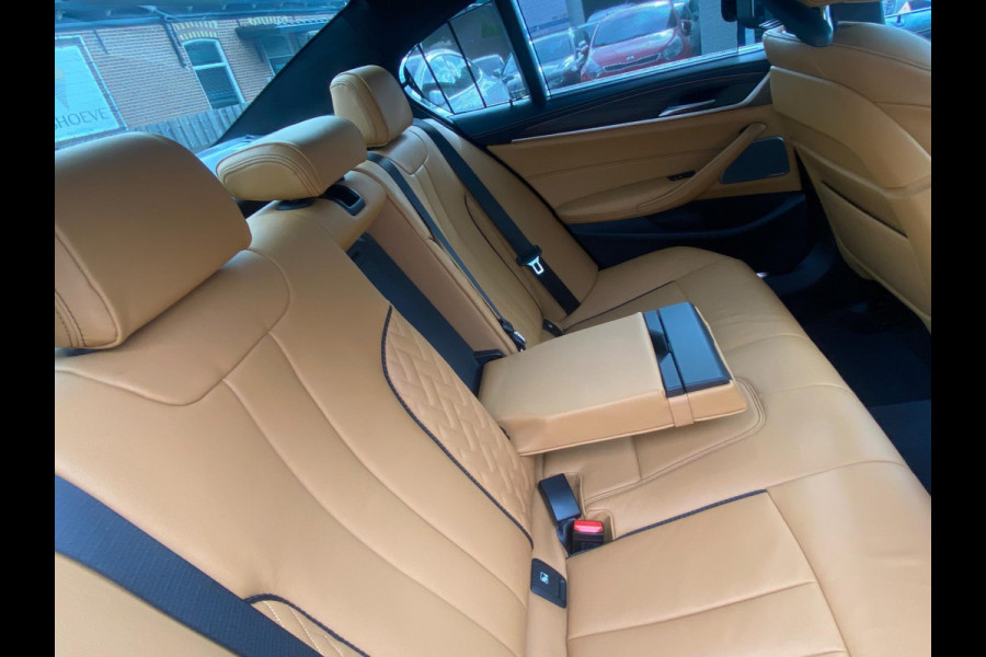 BMW 5 Serie 545E INDIVIDUAL/HEADUP/SOFTCLOSE/BTW/LASER BMW 5 Serie 545E INDIVIDUAL/HEADUP/SOFTCLOSE/BTW/LASER