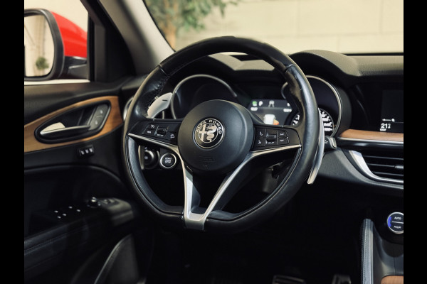 Alfa Romeo Stelvio 2.0 T 280PK AWD First Edition | Panorama | 1e Eig. | BTW