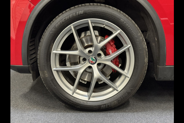Alfa Romeo Stelvio 2.0 T 280PK AWD First Edition | Panorama | 1e Eig. | BTW