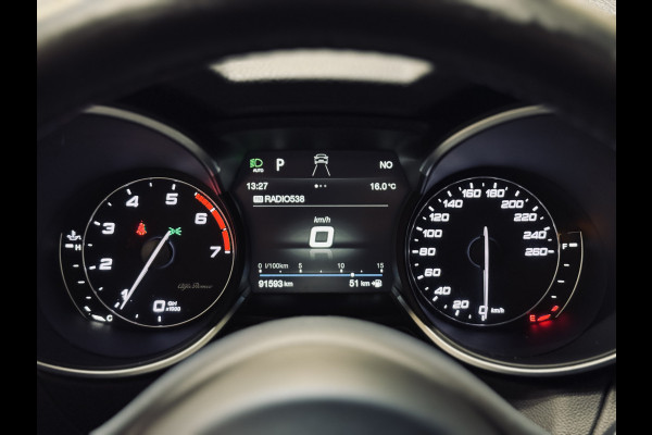 Alfa Romeo Stelvio 2.0 T 280PK AWD First Edition | Panorama | 1e Eig. | BTW