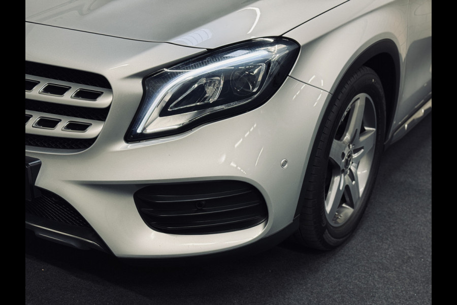 Mercedes-Benz GLA 180 Sport Edition Premium AMG Line | Trekhaak | Camera | Keyless