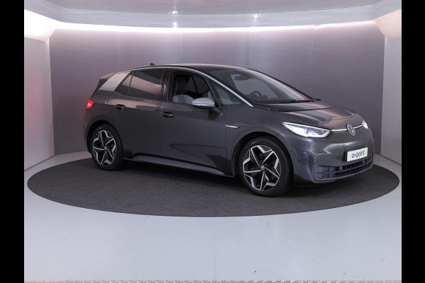 Volkswagen ID.3 First Plus 58 kWh 204pk|19'LM-velgen| Matrix LED| verwarmde voorstoelen Volkswagen ID.3 First Plus 58 kWh 204pk|19'LM-velgen| Matrix LED| verwarmde voorstoelen