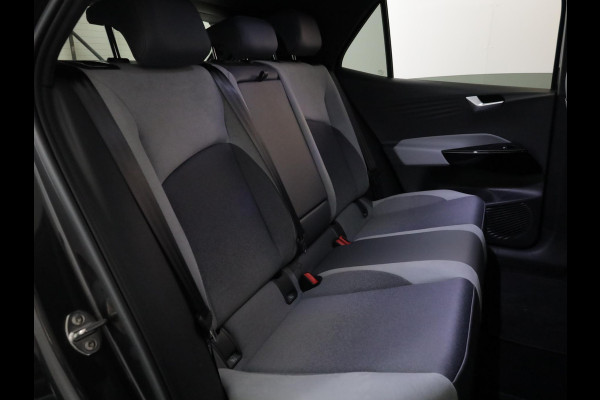 Volkswagen ID.3 First Plus 58 kWh 204pk|19'LM-velgen| Matrix LED| verwarmde voorstoelen Volkswagen ID.3 First Plus 58 kWh 204pk|19'LM-velgen| Matrix LED| verwarmde voorstoelen