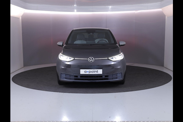 Volkswagen ID.3 First Plus 58 kWh 204pk|19'LM-velgen| Matrix LED| verwarmde voorstoelen Volkswagen ID.3 First Plus 58 kWh 204pk|19'LM-velgen| Matrix LED| verwarmde voorstoelen