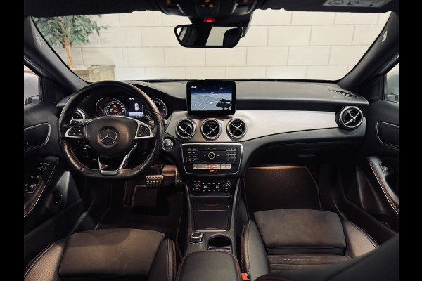Mercedes-Benz GLA 180 Sport Edition Premium AMG Line | Trekhaak | Camera | Keyless