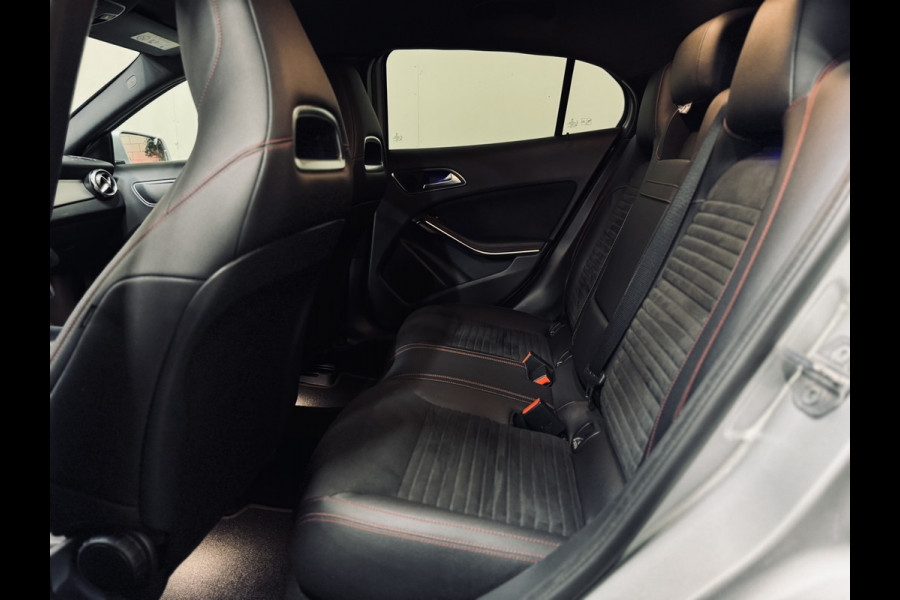 Mercedes-Benz GLA 180 Sport Edition Premium AMG Line | Trekhaak | Camera | Keyless