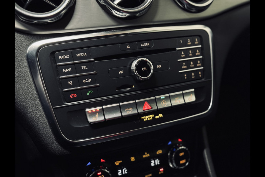 Mercedes-Benz GLA 180 Sport Edition Premium AMG Line | Trekhaak | Camera | Keyless