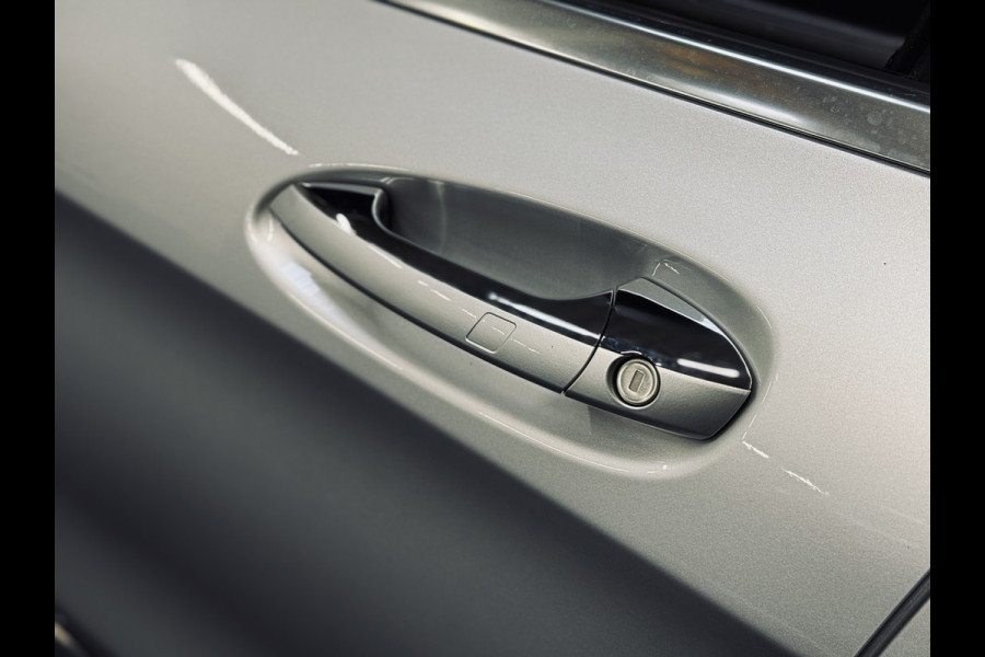 Mercedes-Benz GLA 180 Sport Edition Premium AMG Line | Trekhaak | Camera | Keyless