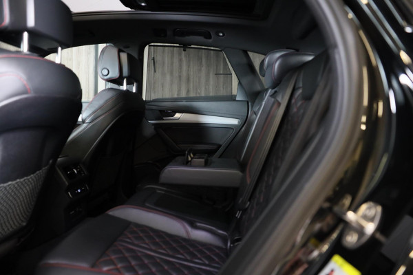 Audi Q5 55 TFSI e Quattro Competition SQ5 Look / Acc / Lane Assist / Leder / Elek Stoelen / Pano / Camera / Matrix / 22 Inch / Pdc