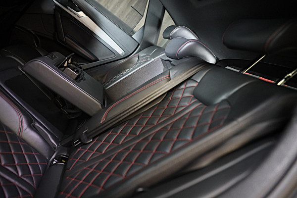 Audi Q5 55 TFSI e Quattro Competition SQ5 Look / Acc / Lane Assist / Leder / Elek Stoelen / Pano / Camera / Matrix / 22 Inch / Pdc