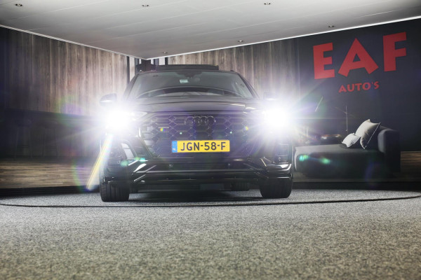 Audi Q5 55 TFSI e Quattro Competition SQ5 Look / Acc / Lane Assist / Leder / Elek Stoelen / Pano / Camera / Matrix / 22 Inch / Pdc