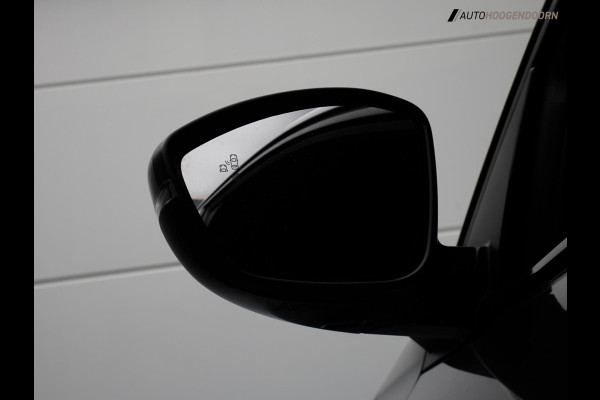 Peugeot 208 1.2 PureTech GT (APPLE CARPLAY,LED,KEYLESS,DODEHOEK,3D-DISPLAY,CAMERA,CLIMATE,CRUISE,SFEERVERLICHTING,LM-VELGEN)