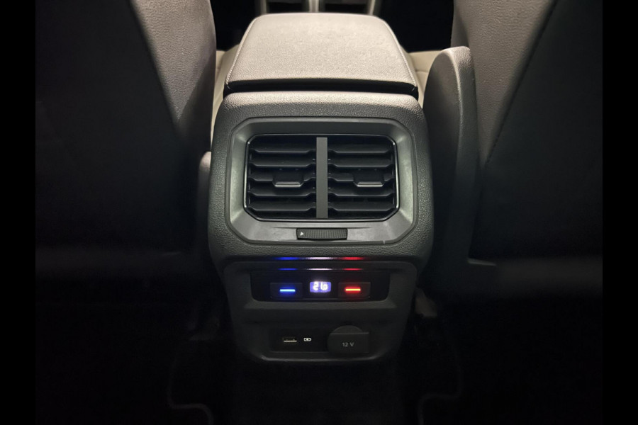 Volkswagen Tiguan 1.5 TSI R-Line Black Edition Pano Virtual Dynaudio 360° NAP Volkswagen Tiguan 1.5 TSI R-Line Black Edition Pano Virtual Dynaudio 360° NAP