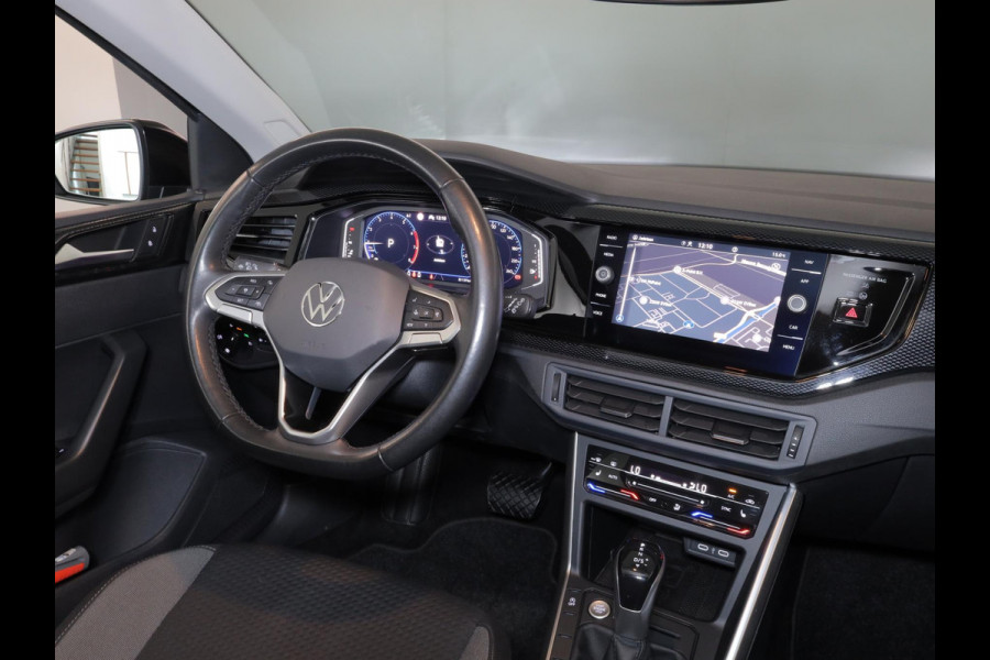 Volkswagen Polo 1.0 TSI Life Business 95 pk Automaat (DSG) | Verlengde garantie | Navigatie | Parkeersensoren | Achteruitrijcamera | Adaptieve cruise control | Stoelverwarming |