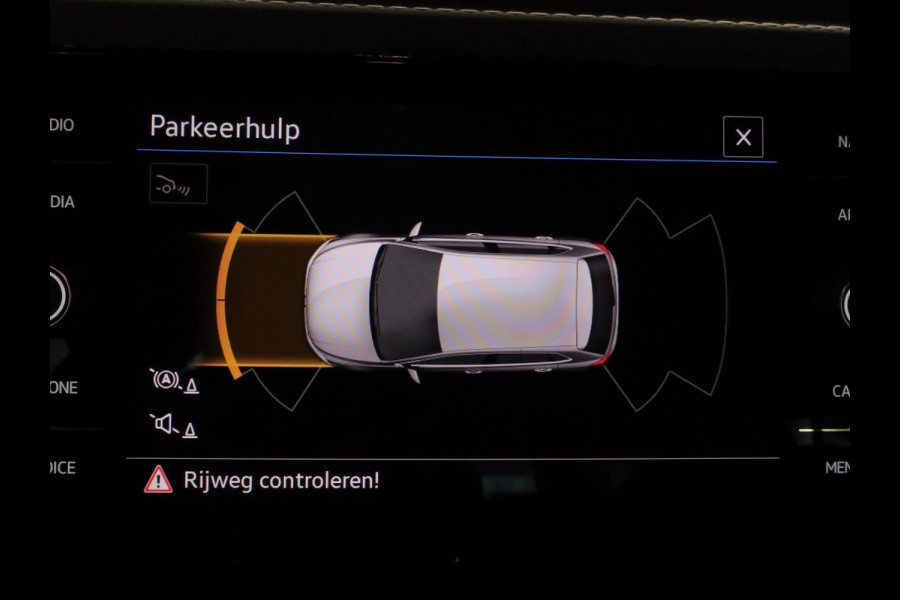 Volkswagen Polo 1.0 TSI Life Business 95 pk Automaat (DSG) | Verlengde garantie | Navigatie | Parkeersensoren | Achteruitrijcamera | Adaptieve cruise control | Stoelverwarming |