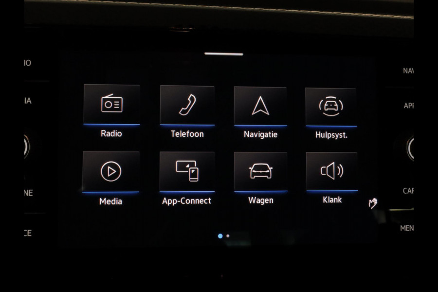 Volkswagen Polo 1.0 TSI Life Business 95 pk Automaat (DSG) | Verlengde garantie | Navigatie | Parkeersensoren | Achteruitrijcamera | Adaptieve cruise control | Stoelverwarming |