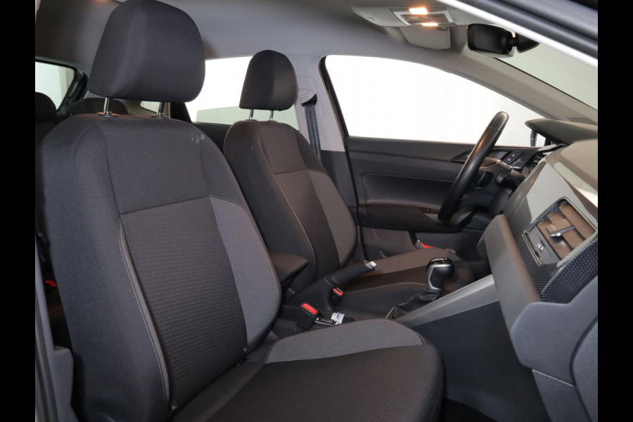 Volkswagen Polo 1.0 TSI Life Business 95 pk Automaat (DSG) | Verlengde garantie | Navigatie | Parkeersensoren | Achteruitrijcamera | Adaptieve cruise control | Stoelverwarming |