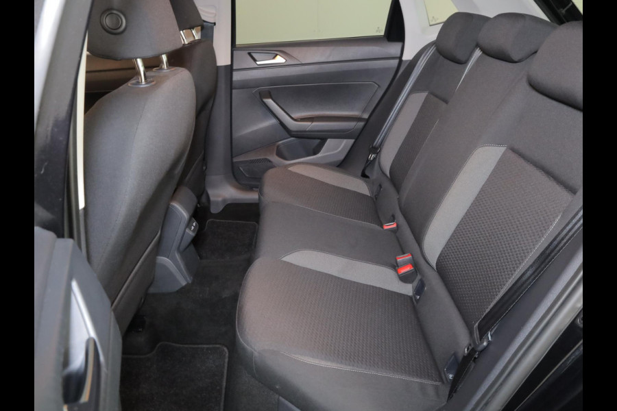 Volkswagen Polo 1.0 TSI Life Business 95 pk Automaat (DSG) | Verlengde garantie | Navigatie | Parkeersensoren | Achteruitrijcamera | Adaptieve cruise control | Stoelverwarming |