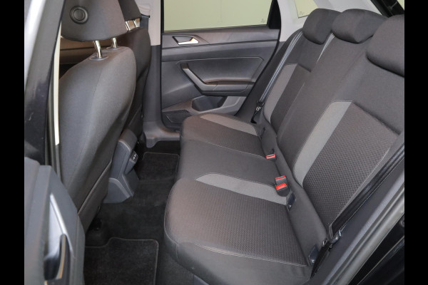 Volkswagen Polo 1.0 TSI Life Business 95 pk Automaat (DSG) | Verlengde garantie | Navigatie | Parkeersensoren | Achteruitrijcamera | Adaptieve cruise control | Stoelverwarming |