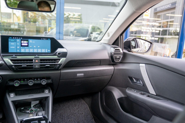 Citroën C4 X 1.2 Puretech Max|Prijs rijklaar incl. 12 mnd garantie| Carplay Schuif/kanteldak Head-up display Camera PDC LMV NAV