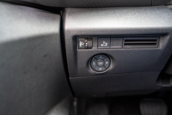 Citroën C4 X 1.2 Puretech Max|Prijs rijklaar incl. 12 mnd garantie| Carplay Schuif/kanteldak Head-up display Camera PDC LMV NAV