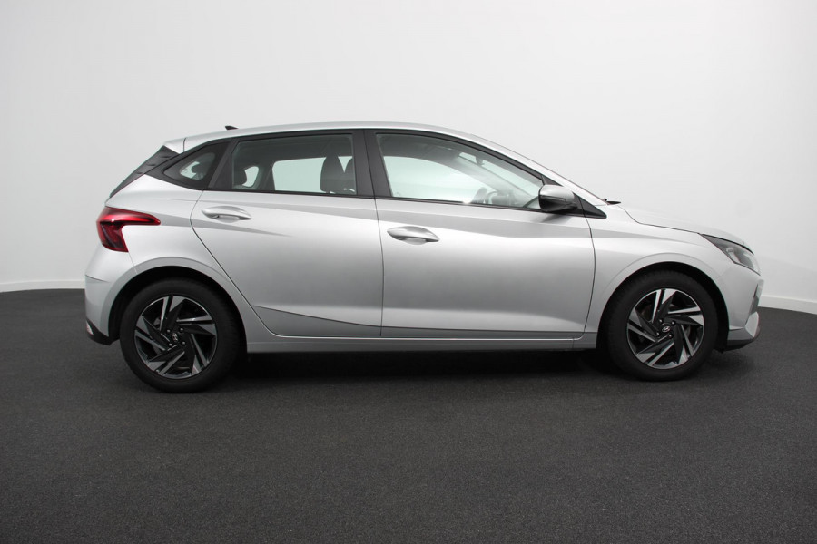 Hyundai i20 1.0 T-GDI 100pk Comfort | Climate Control | Camera | Parkeer sensoren | Lichtmetalen Velgen | Dab Hyundai i20 1.0 T-GDI 100pk Comfort | Climate Control | Camera | Parkeer sensoren | Lichtmetalen Velgen | Dab