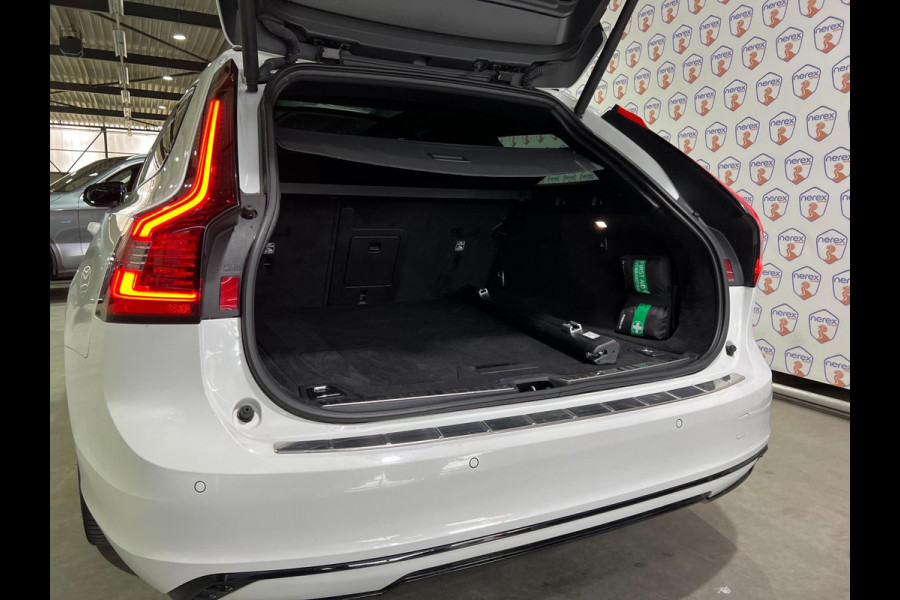 Volvo V90 2.0 T8 AWD R-Design|Pano|Cam|Pilot Asist|Memory