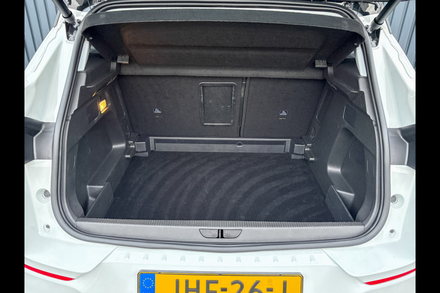 Opel Grandland 1.2 Turbo Ultimate | Led Matrix | Elk A-klep | Keyless | Prijs Rijklaar!! Opel Grandland 1.2 Turbo Ultimate | Led Matrix | Elk A-klep | Keyless | Prijs Rijklaar!!