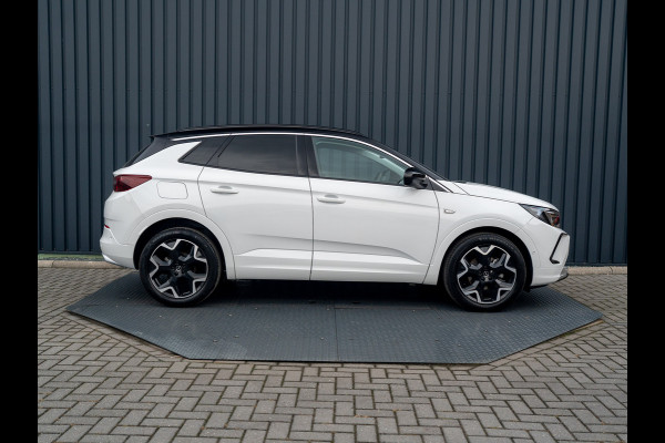 Opel Grandland 1.2 Turbo Ultimate | Led Matrix | Elk A-klep | Keyless | Prijs Rijklaar!! Opel Grandland 1.2 Turbo Ultimate | Led Matrix | Elk A-klep | Keyless | Prijs Rijklaar!!
