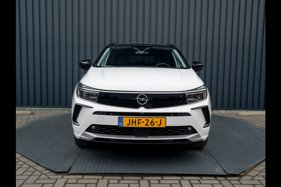 Opel Grandland 1.2 Turbo Ultimate | Led Matrix | Elk A-klep | Keyless | Prijs Rijklaar!! Opel Grandland 1.2 Turbo Ultimate | Led Matrix | Elk A-klep | Keyless | Prijs Rijklaar!!